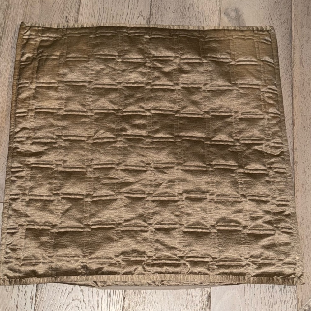 Hotel Collection Burnish Quilted Euro 26” x 26 Sham Bronze - Picture 2 of 4